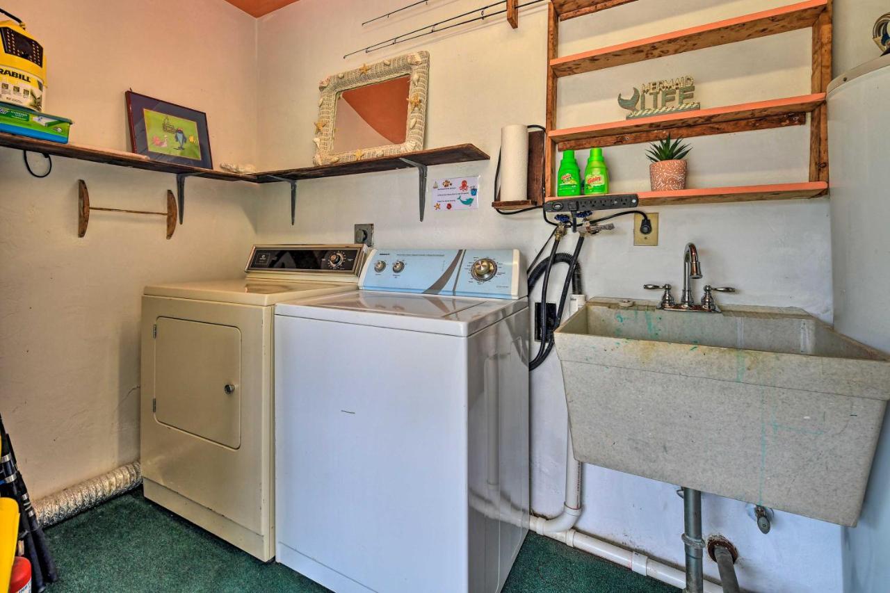Pet-Friendly Bradenton Home About 3 Mi To Cortez Beach Kültér fotó