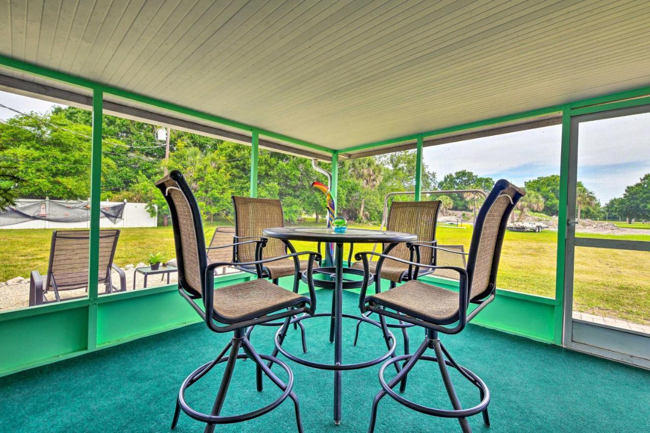 Pet-Friendly Bradenton Home About 3 Mi To Cortez Beach Kültér fotó